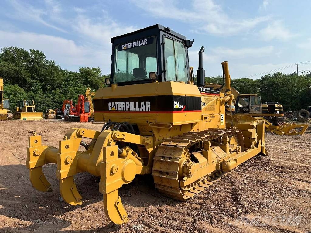CAT D6G Kāpurķēžu buldozeri