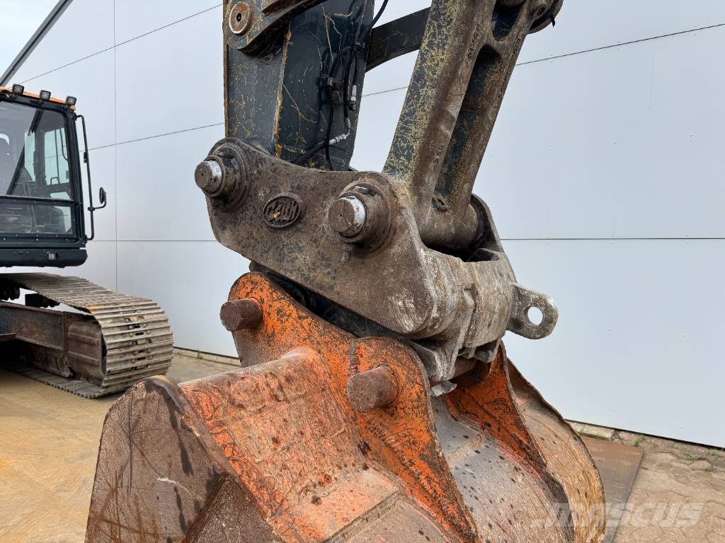 Hyundai HX380 AL - Hammer Lines / Quick Coupler حفارات زحافة