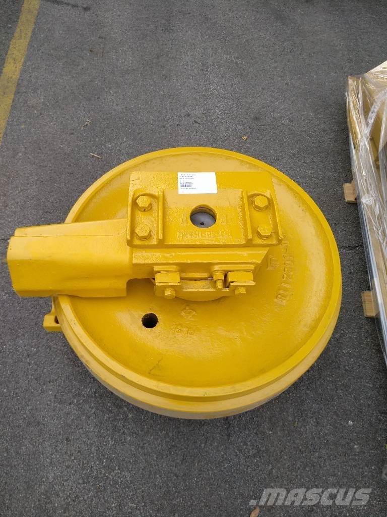 Komatsu D155 idler assembly Orugas