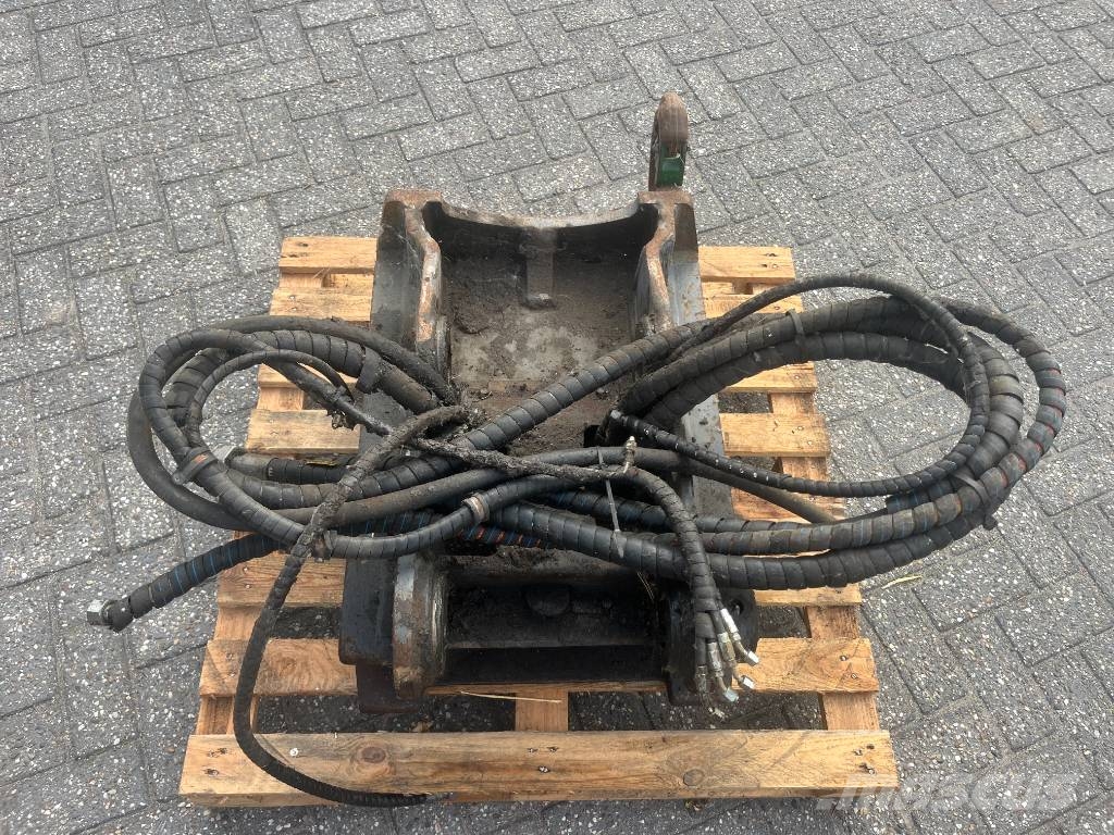 Steelwrist Vollhyd.SW,2 bucket موصلات سريعة