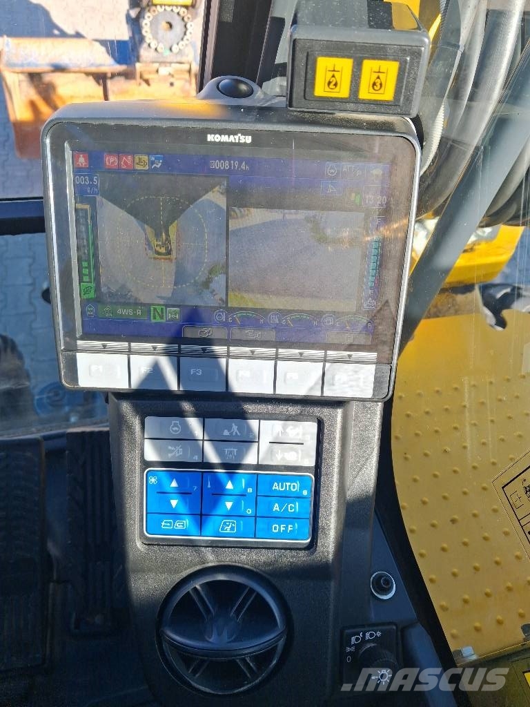 Komatsu PW 138 MR-11 Bagri na kolesih