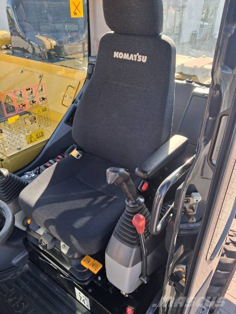 Komatsu PW 138 MR-11 Bagri na kolesih