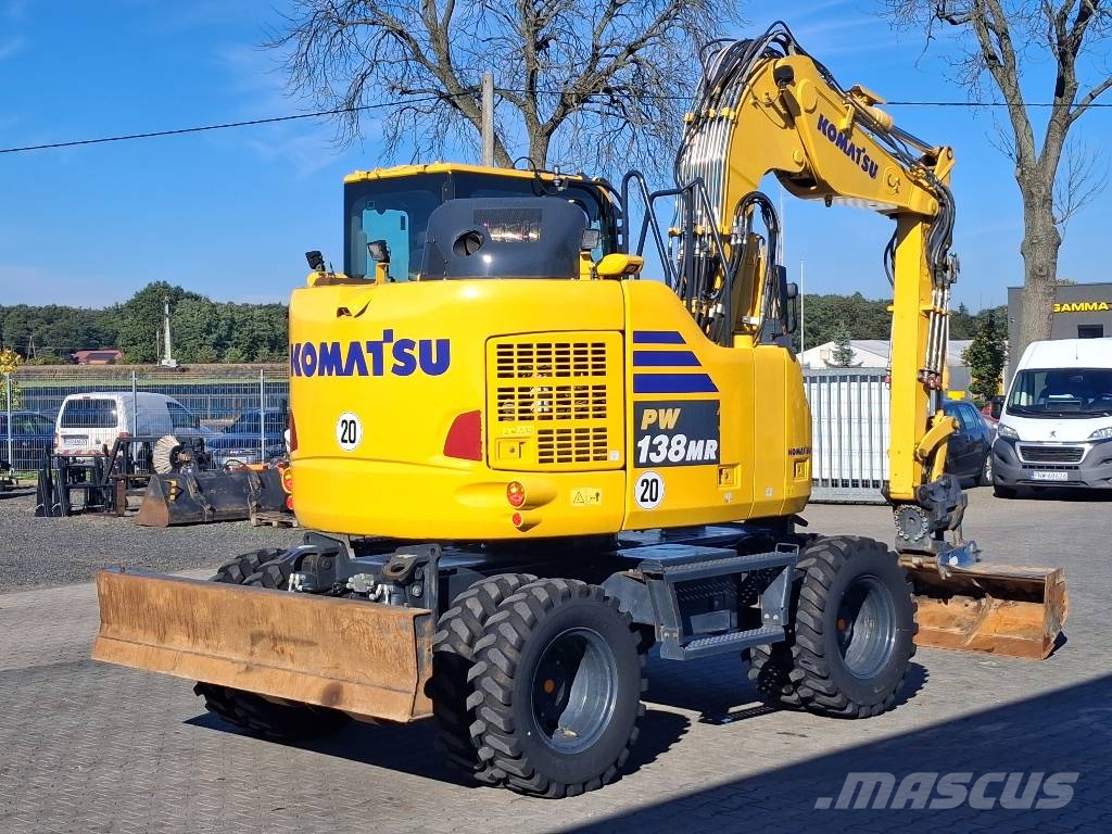 Komatsu PW 138 MR-11 Bagri na kolesih