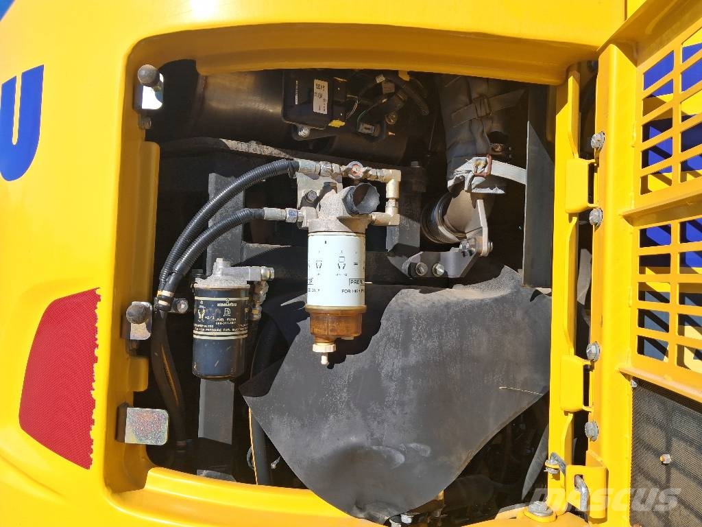 Komatsu PW 138 MR-11 Bagri na kolesih