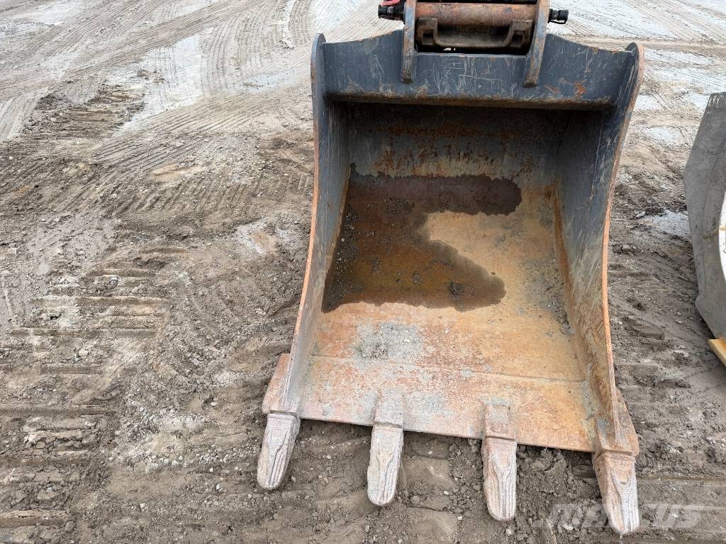 Takeuchi TB 2150 R Paletli ekskavatörler