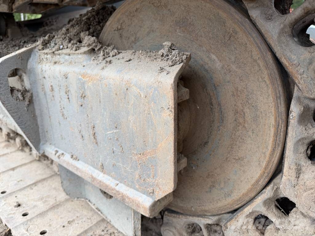 Takeuchi TB 2150 R Paletli ekskavatörler