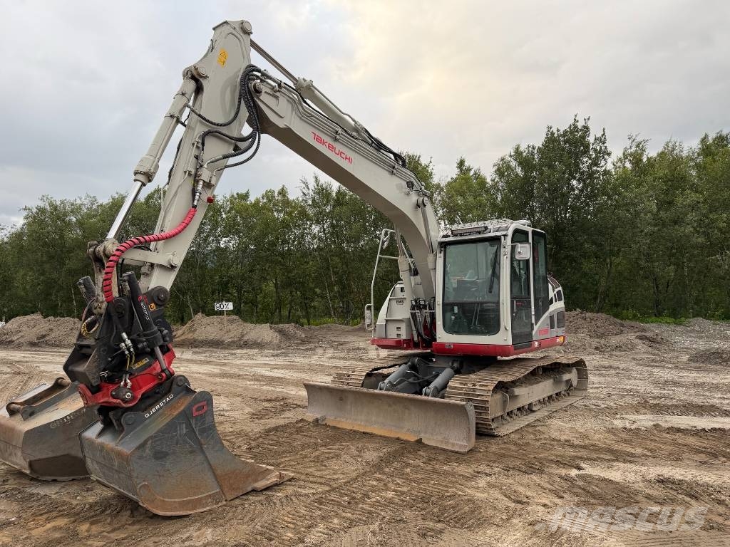 Takeuchi TB 2150 R Paletli ekskavatörler