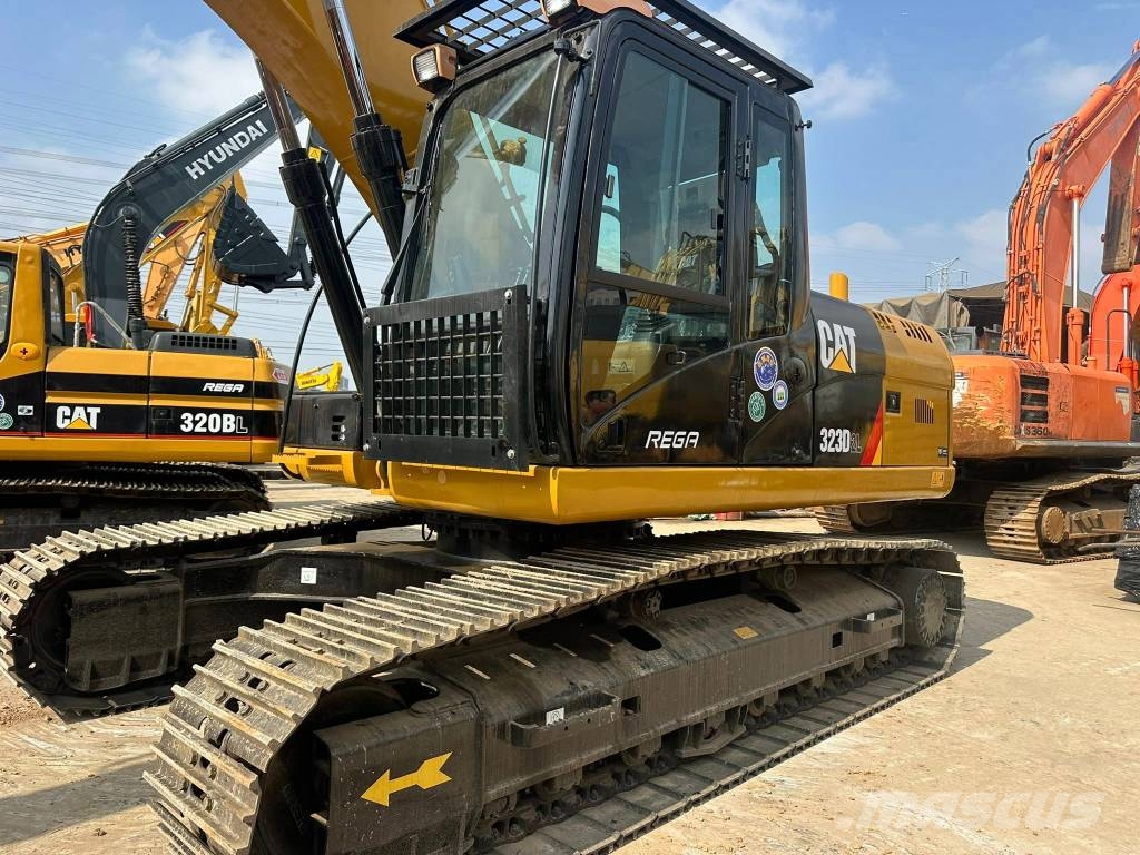 CAT 323GC 대형 굴삭기 29톤 이상