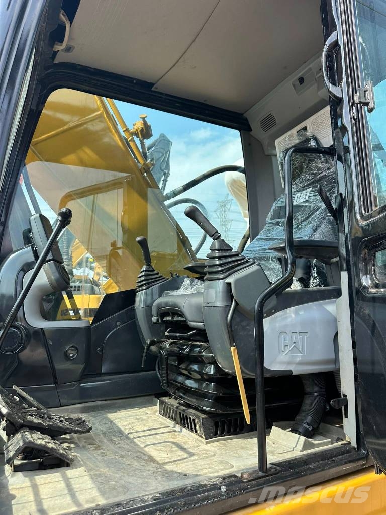 CAT 323GC 대형 굴삭기 29톤 이상