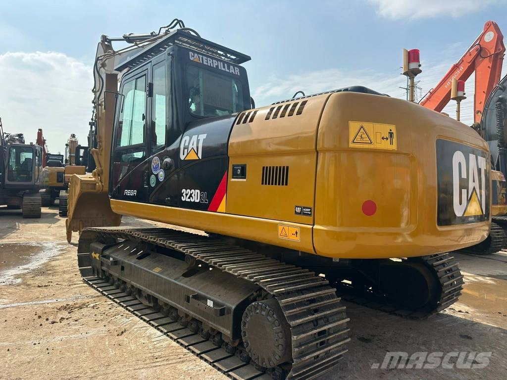 CAT 323GC 대형 굴삭기 29톤 이상
