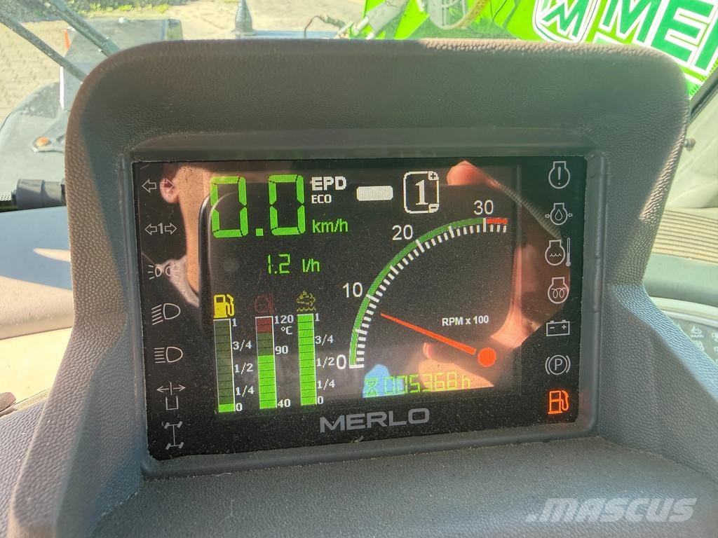 Merlo TF33.7-115 verreiker Kmetijski teleskopski nakladalci