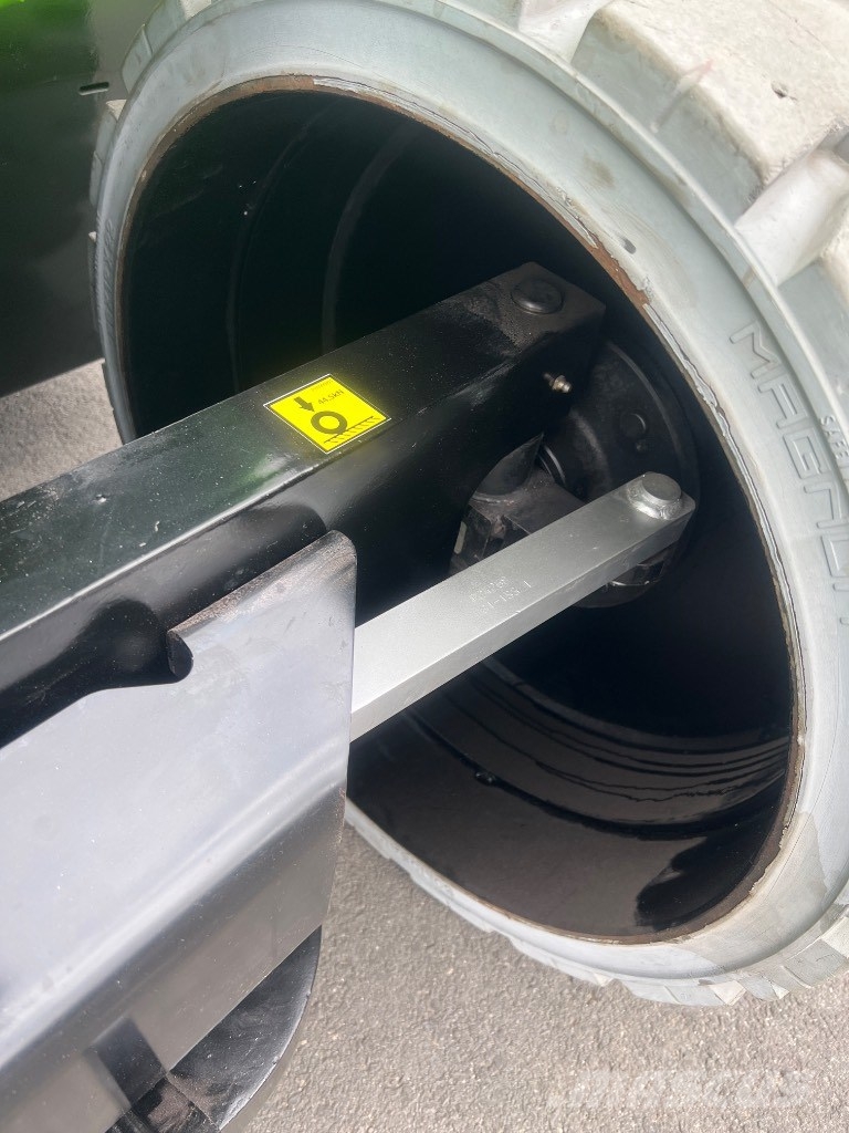 Niftylift HR17NE رافعات سلة مفصلية