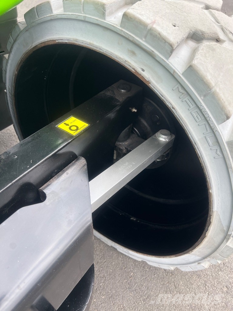Niftylift HR17NE رافعات سلة مفصلية