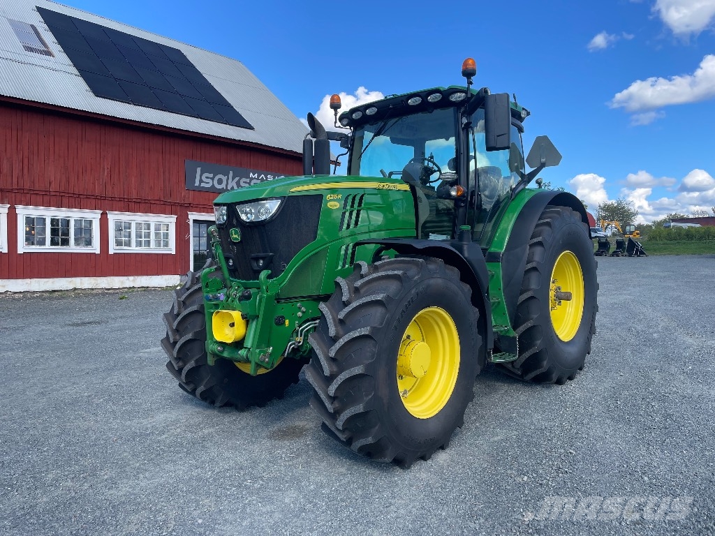 John Deere 6215R Ultimate Edition NYA DÄCK Tractoren