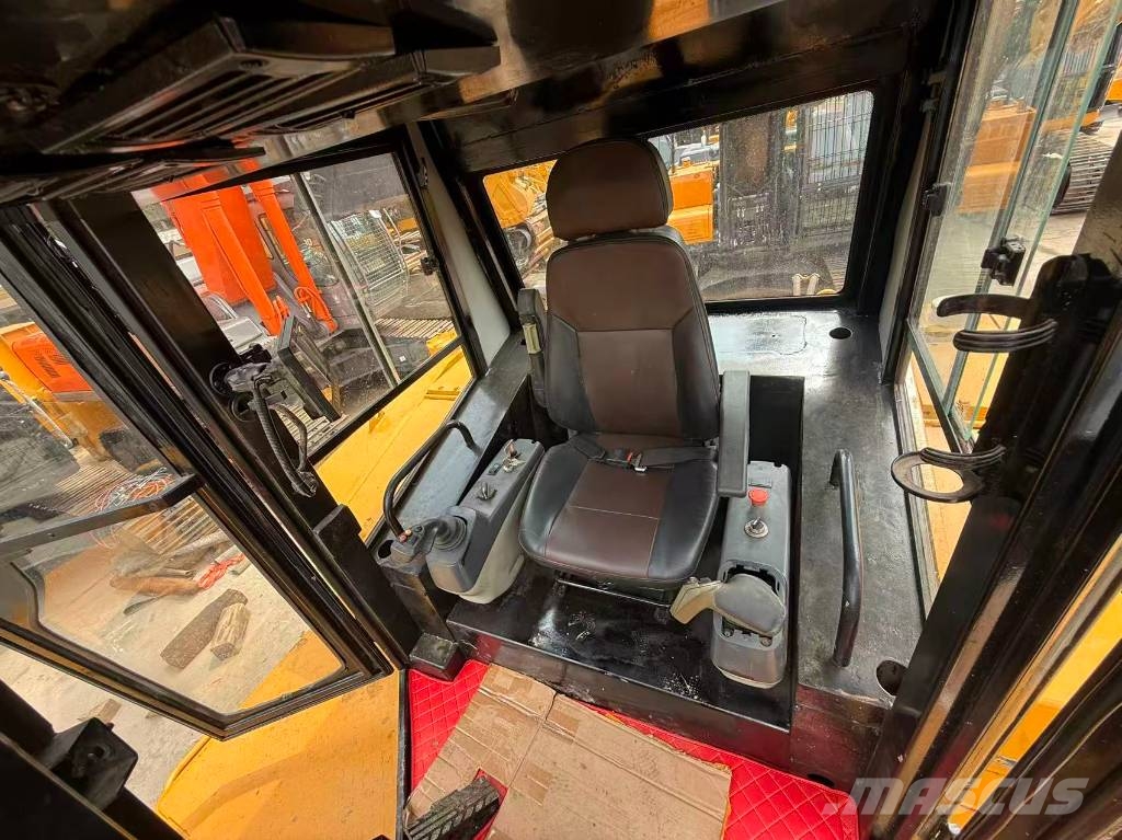 CAT D7R Bulldozer