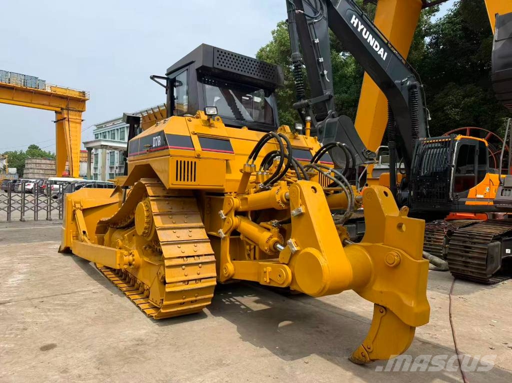 CAT D7R Bulldozer