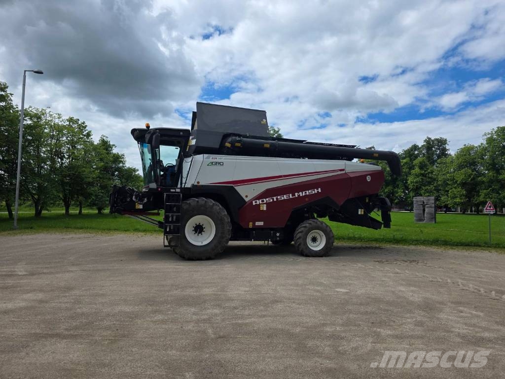 Rostselmash RSM 161 Mietitrebbiatrici