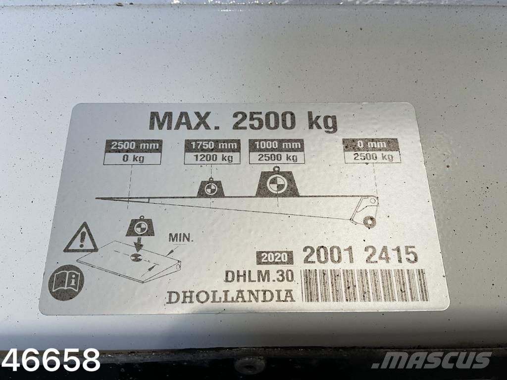 MAN TGS 26.330 6x2 met DHollandia laadklep Tovornjaki zabojniki