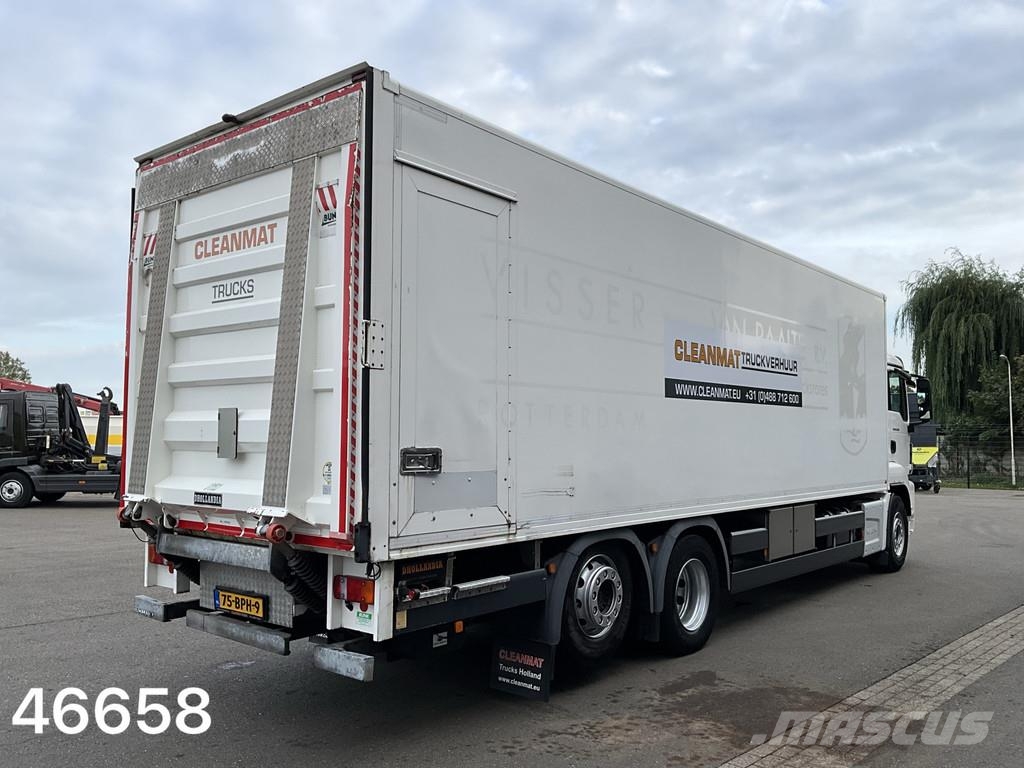 MAN TGS 26.330 6x2 met DHollandia laadklep Tovornjaki zabojniki