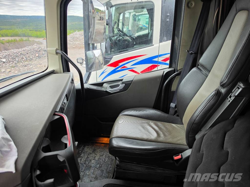 Volvo FH 16 750 自卸式货车