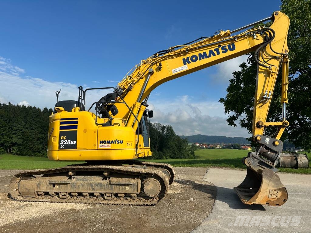 Komatsu PC 228 LC-11EO Escavadeiras de esteiras