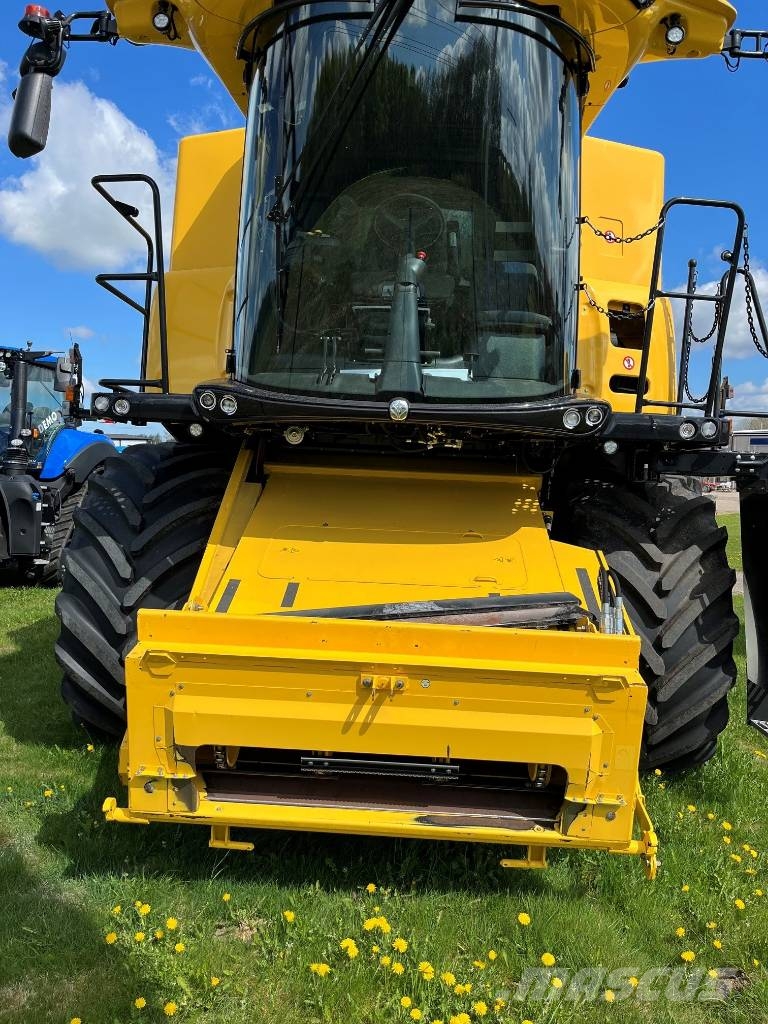 New Holland CX8.70 FS حصادات