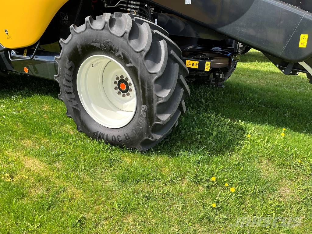 New Holland CX8.70 FS حصادات