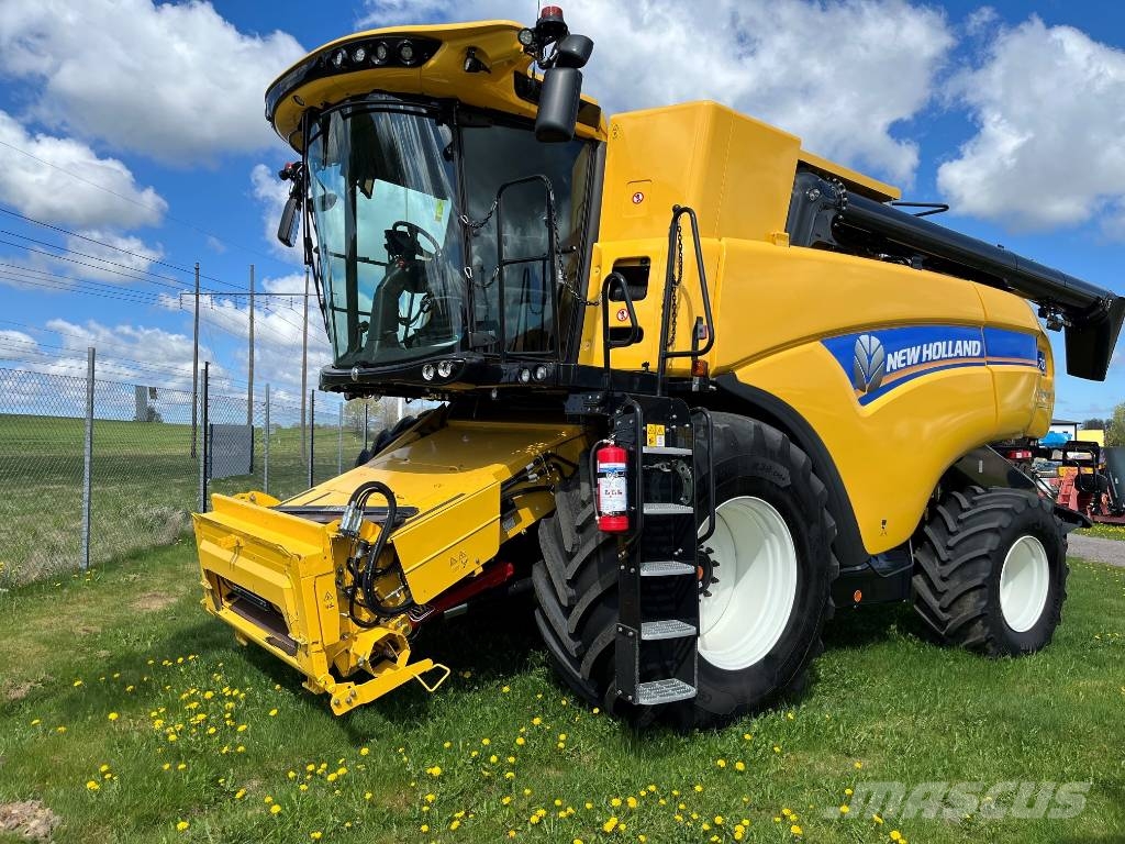 New Holland CX8.70 FS حصادات