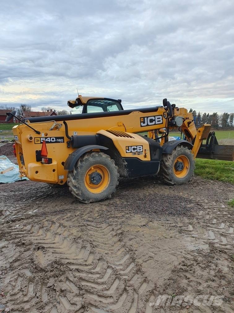 JCB 540-180 مناولات متداخلة