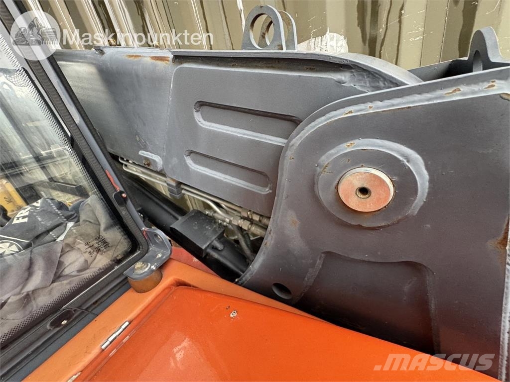 Everun Ert1500 伸縮臂操作車