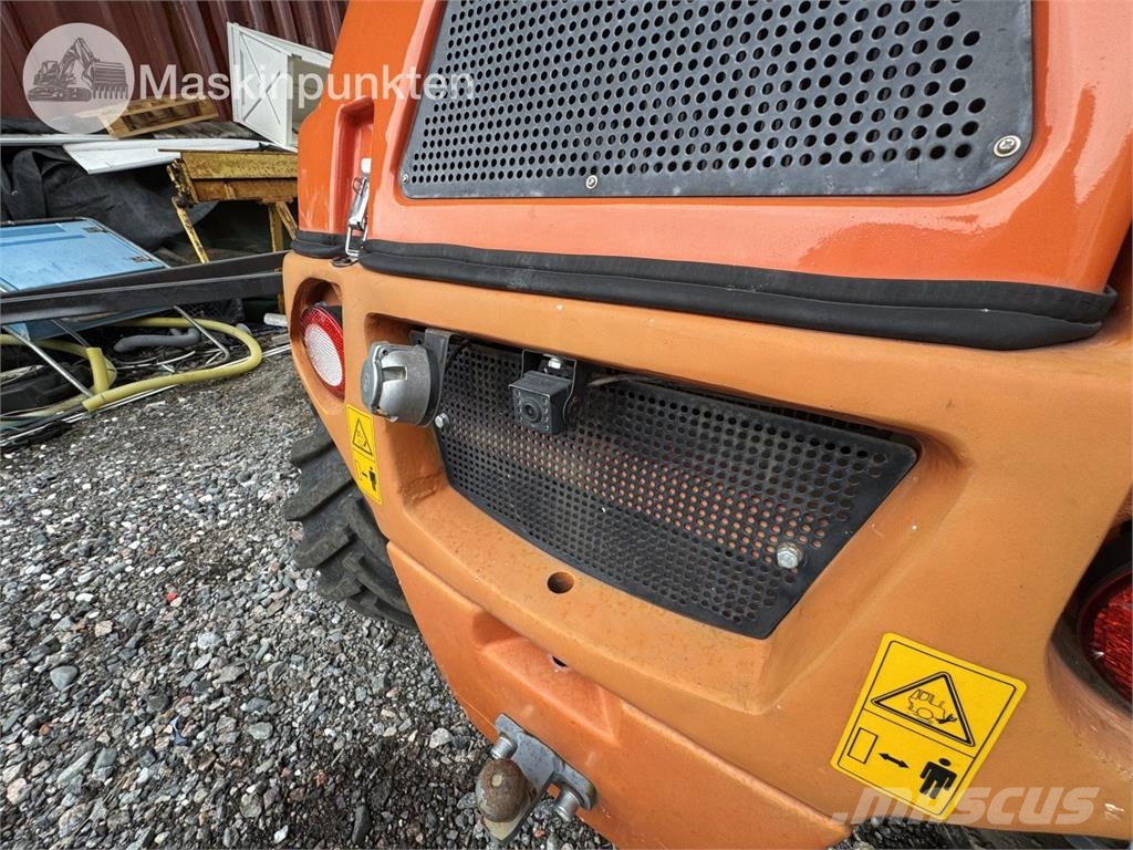 Everun Ert1500 伸縮臂操作車