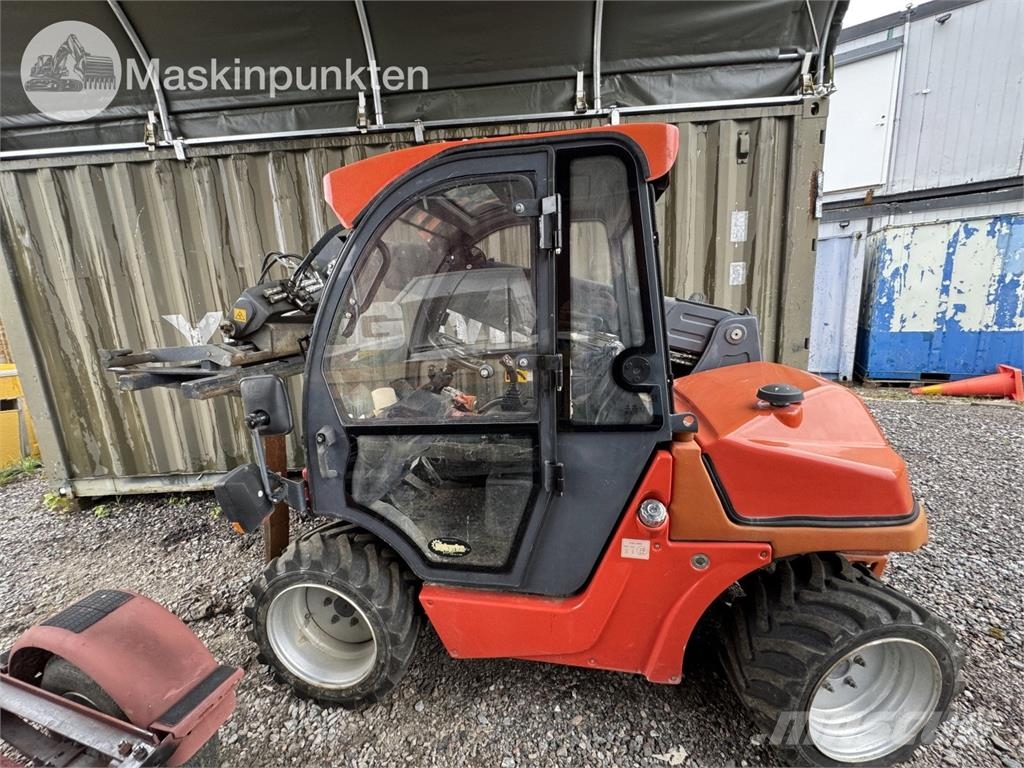 Everun Ert1500 伸縮臂操作車