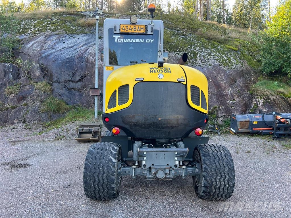 Wacker Neuson 6503-2 Ekskavatori uz riteņiem
