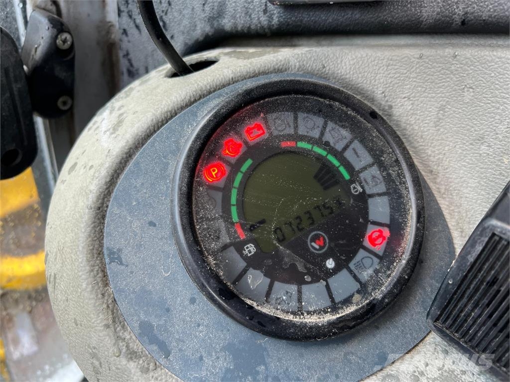 Wacker Neuson 6503-2 Ekskavatori uz riteņiem