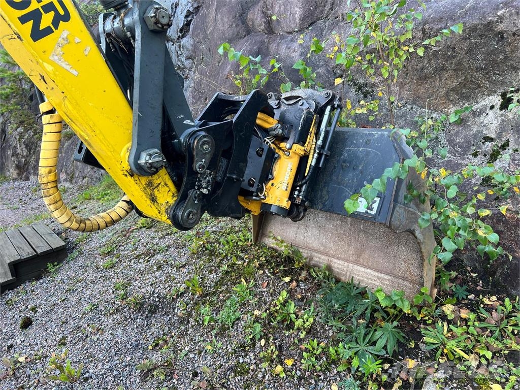 Wacker Neuson 6503-2 Ekskavatori uz riteņiem