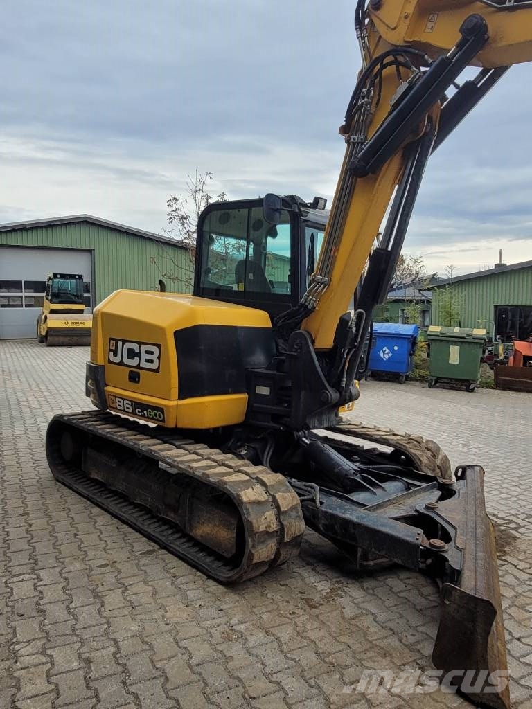 JCB 86 C-1 حفارات وسط 7 طن - 12 طن