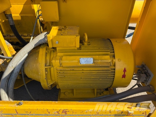 Colmar B2000 Hydraulic Scrap Baler Ballenpressen