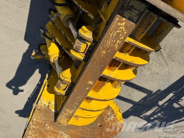 Colmar B2000 Hydraulic Scrap Baler Ballenpressen