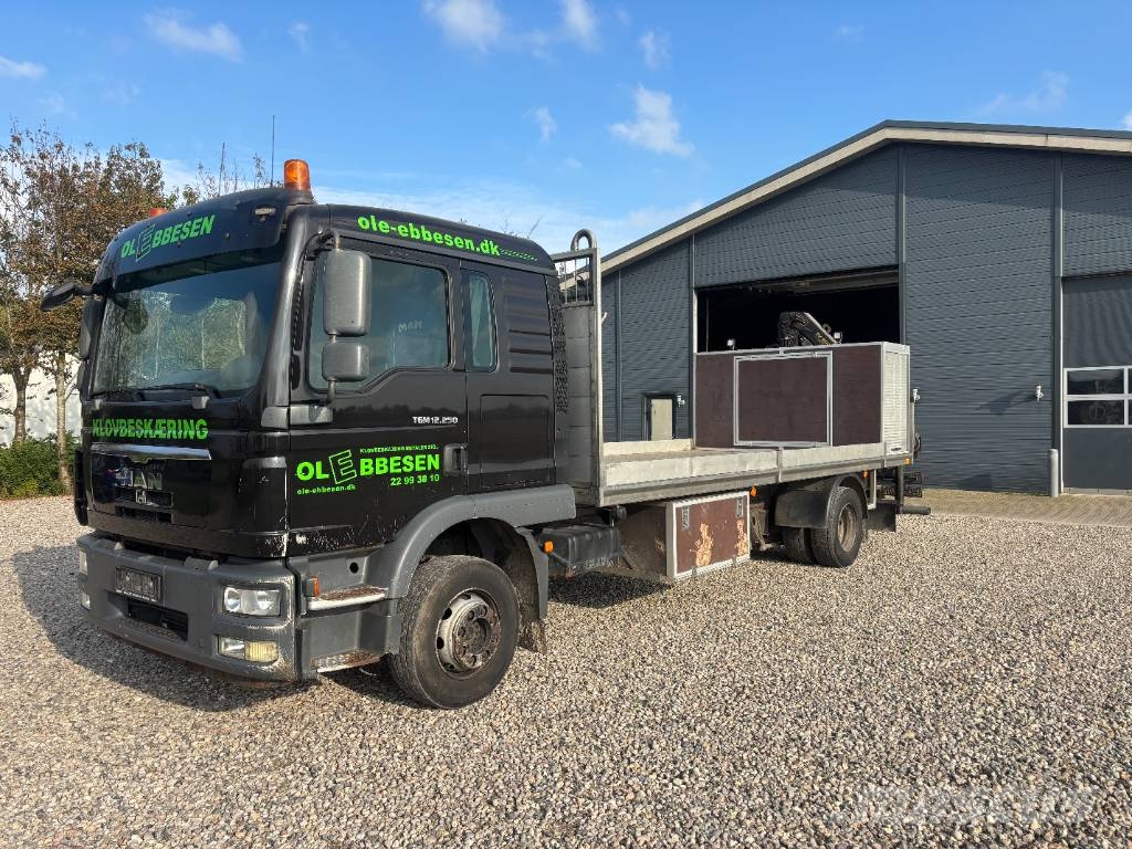 MAN TGM 18.250 شاحنات الرافعات