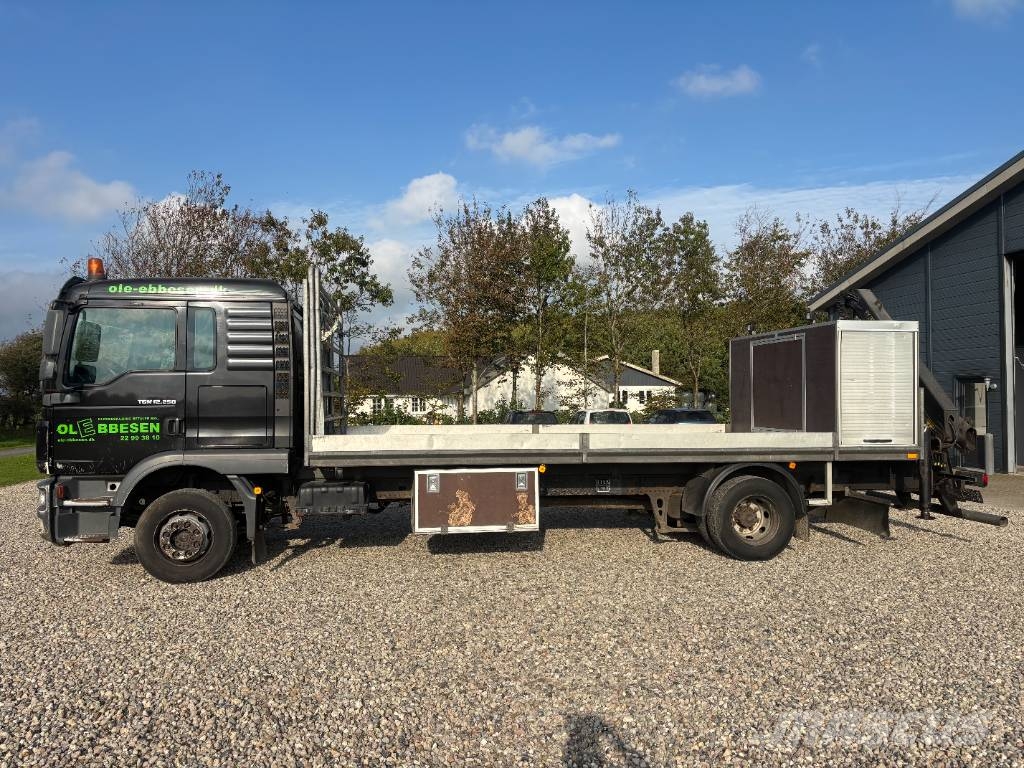 MAN TGM 18.250 شاحنات الرافعات
