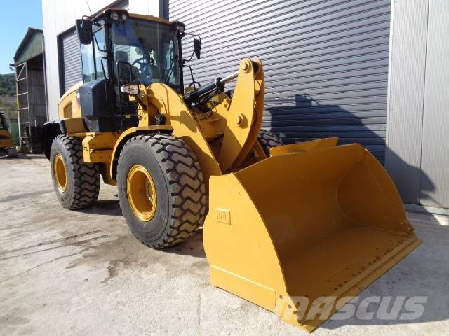 CAT 926M Колесни товарачи