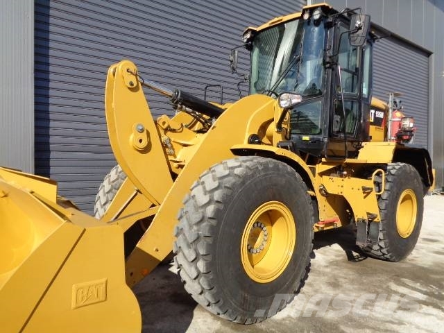 CAT 926M Колесни товарачи