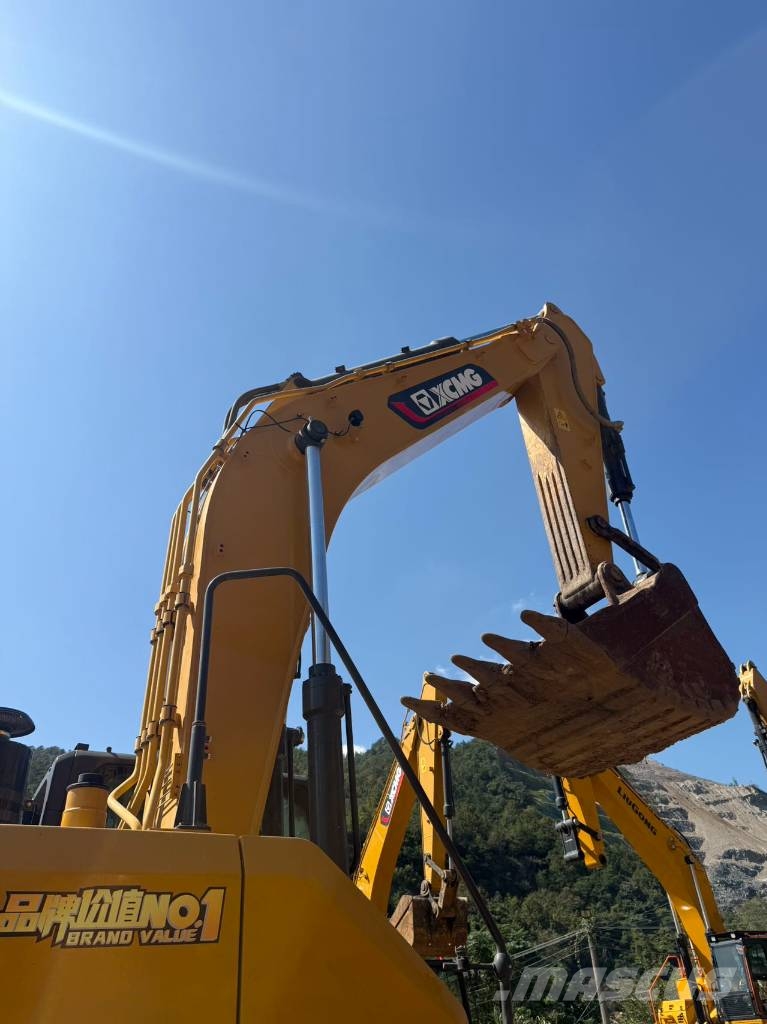 XCMG XE 380 G Верижен екскаватор