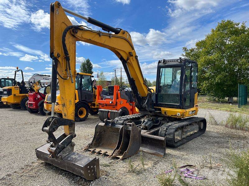 JCB 86 C-1 حفارات وسط 7 طن - 12 طن
