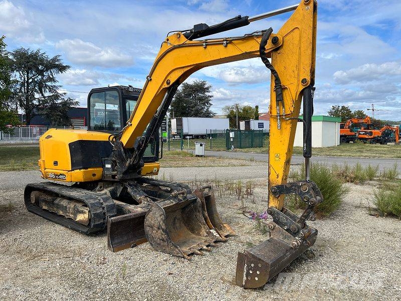 JCB 86 C-1 حفارات وسط 7 طن - 12 طن