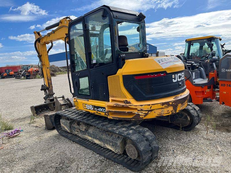 JCB 86 C-1 حفارات وسط 7 طن - 12 طن