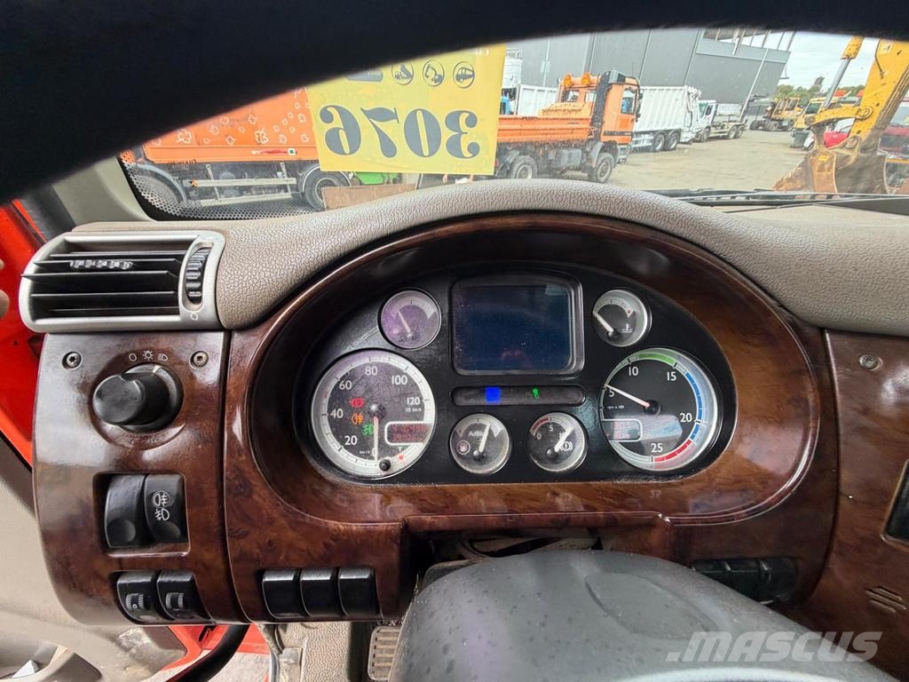 DAF CF 85.360 Heavy Duty Tractor Manual Gearbox Full S Tractor Units