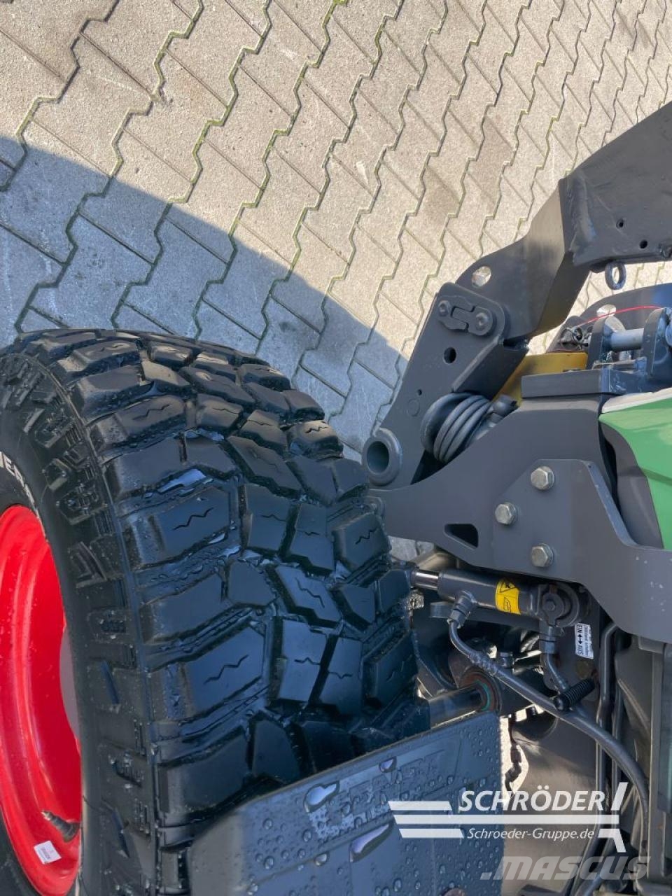 Fendt 209 PA VARIO Трактори