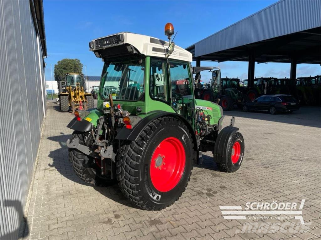 Fendt 209 PA VARIO Трактори