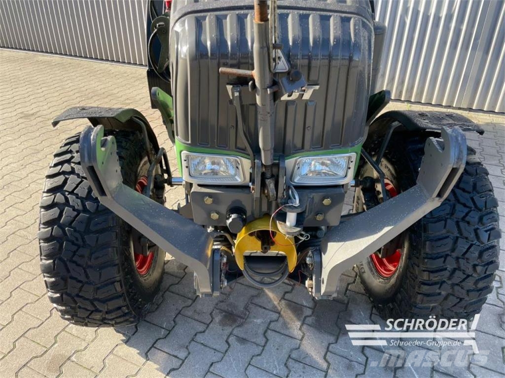 Fendt 209 PA VARIO Трактори